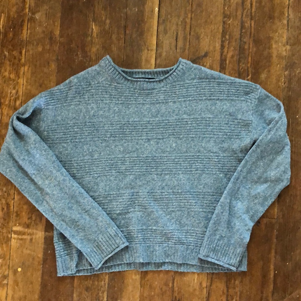 Light blue cropped sweater